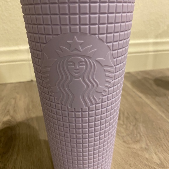 💗Limited Edition Valentine’s 2021 Starbuck Cup💗 - Picture 2 of 3